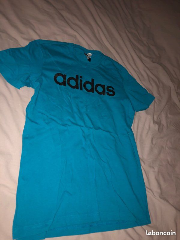 T shirt adidas bleu ciel (image 1)