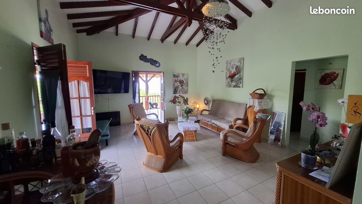 Maison 8 pièces 300 m² · à Vieux-Habitants · 300 m² · 760 000 €
