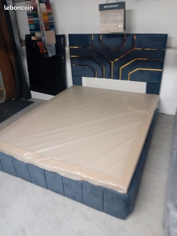 Lit (image 6)