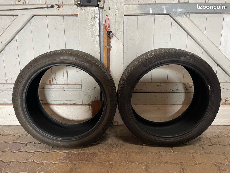 Michelin CrossClimate 4 saisons en bon état. 255/40 R21 102W XL 120 (image 1)