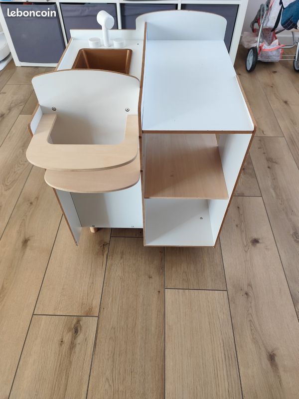 Meuble à langer pour poupée (image 2)
