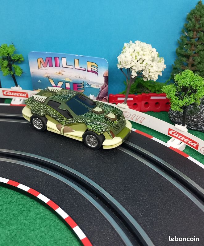 Voiture pour circuit Carrera GO Spiderman "Lézard" (image 2)