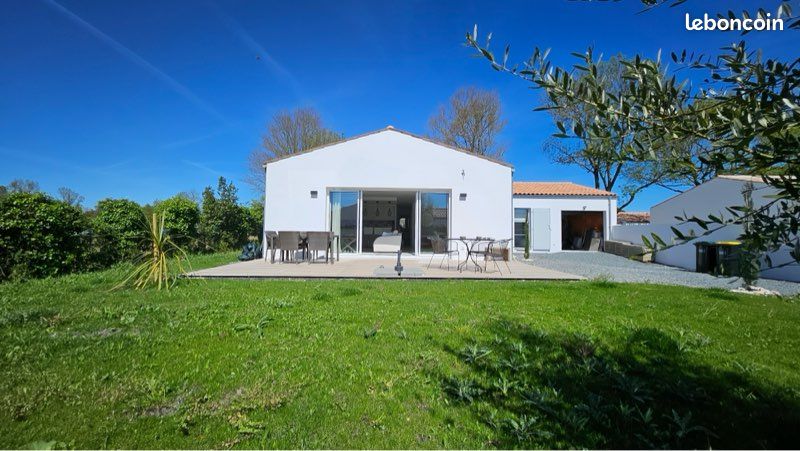 Maison 5 pièces 130 m² · à Mougins · 130 m² · 1 550 €/mois