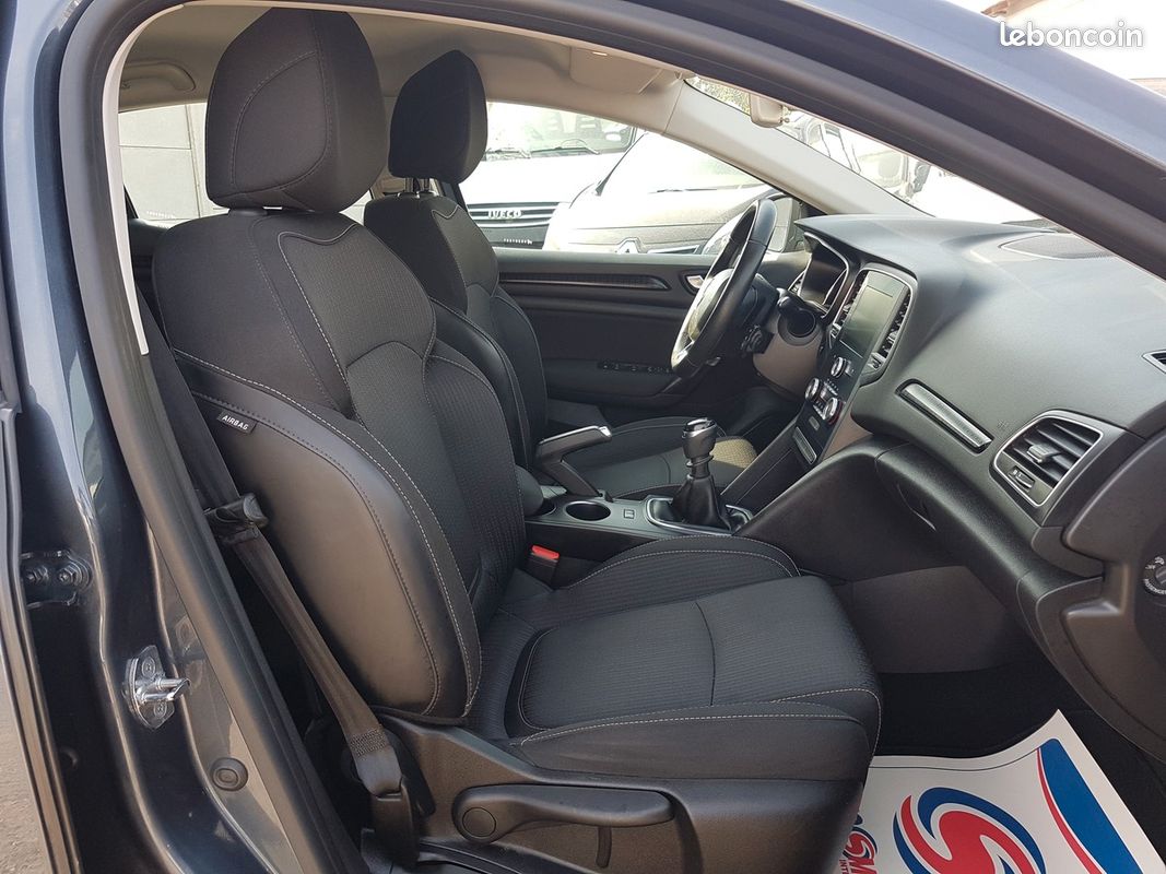 RENAULT Megane IV 1.2 TCE 100 Business GPS Bvm6 93.006 Km (image 23)