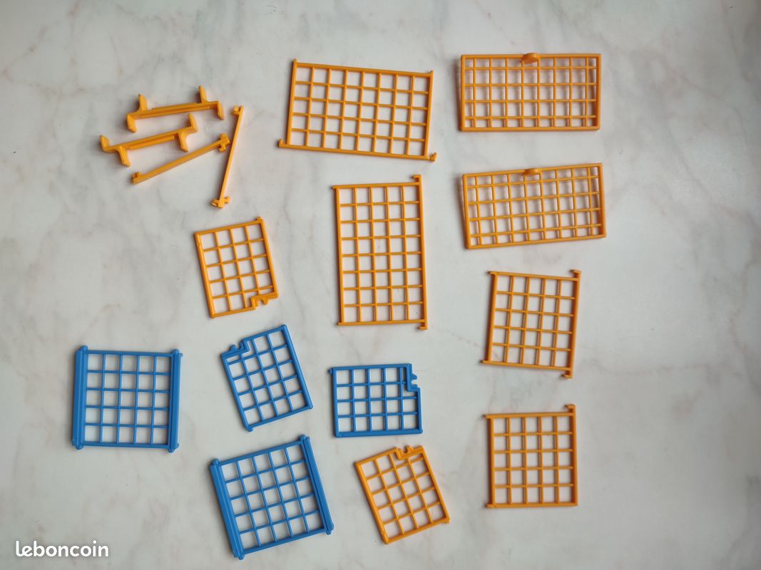 Playmobil lot grilles containers docks (7) - Jeux & Jouets