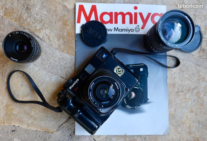 Abat-jour de capot d'objectif Mamiya TWIN OBJECTIF REFLEX