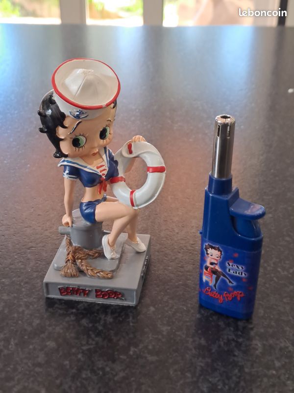 Figurine Betty Boop Surfeuse – Résine, M6 Interactions, Neuve En Boîte