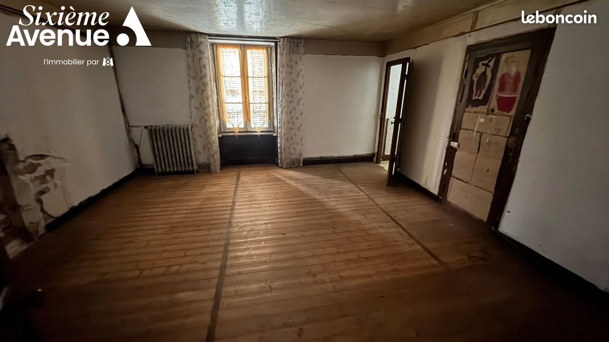 Immeuble 5 pièces 201 m² · à Douarnenez · 201 m² · 159 900 €
