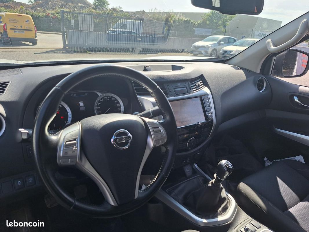 Nissan np300 navara double cab 2.3 dci 165 n-connecta 4wd (image 13)