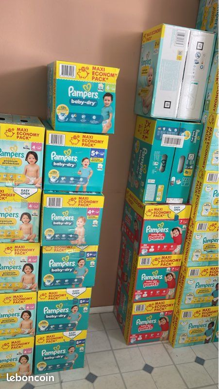 Les couches Pampers tout les taille disponible (image 2)