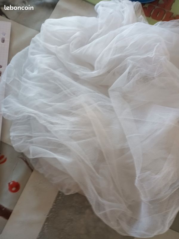 Tulle pour berceau (image 1)