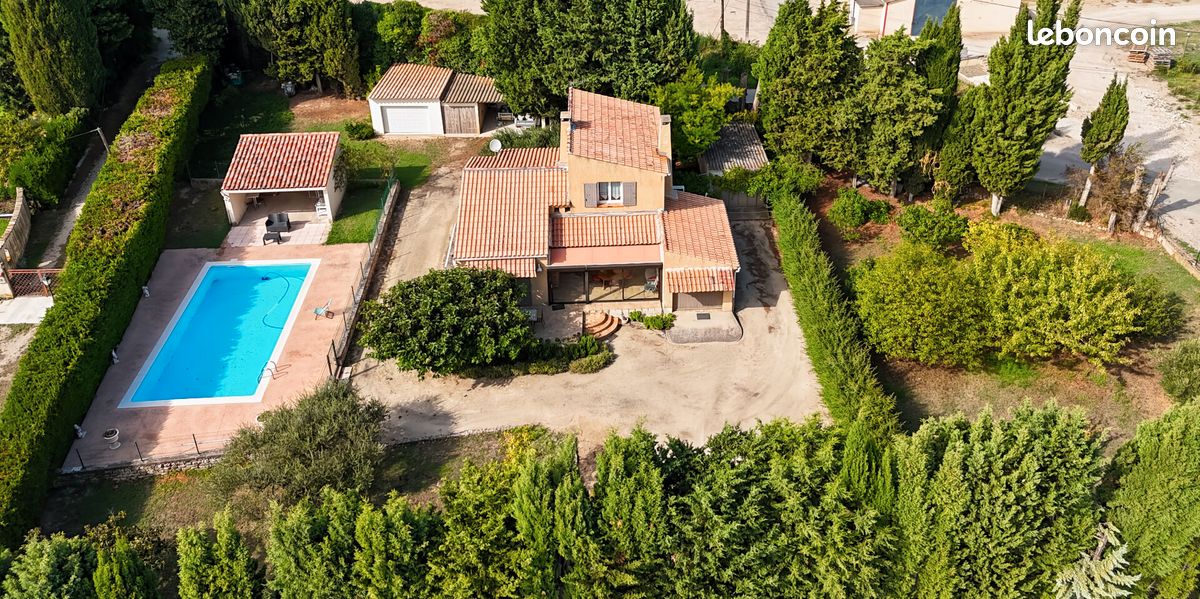 Maison 4 pièces 100 m² · à Châteaurenard · 100 m² · 446 000 €