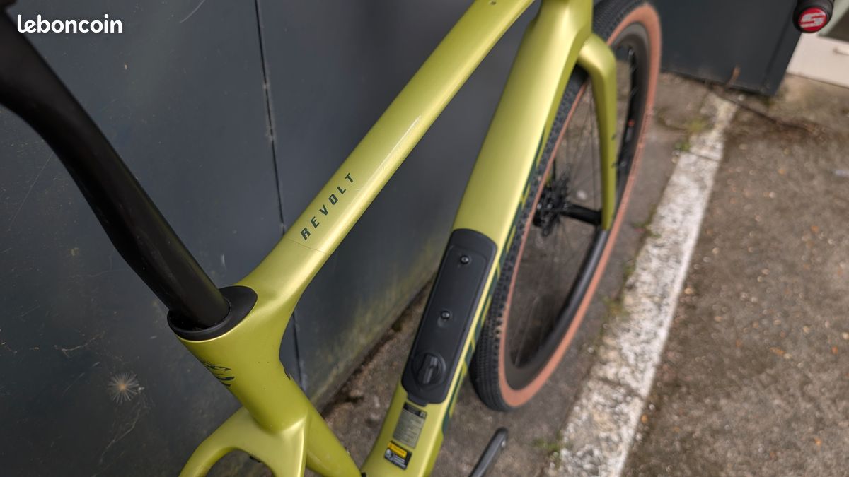 Giant Revolt Advanced Pro 0 AXS (image 2)