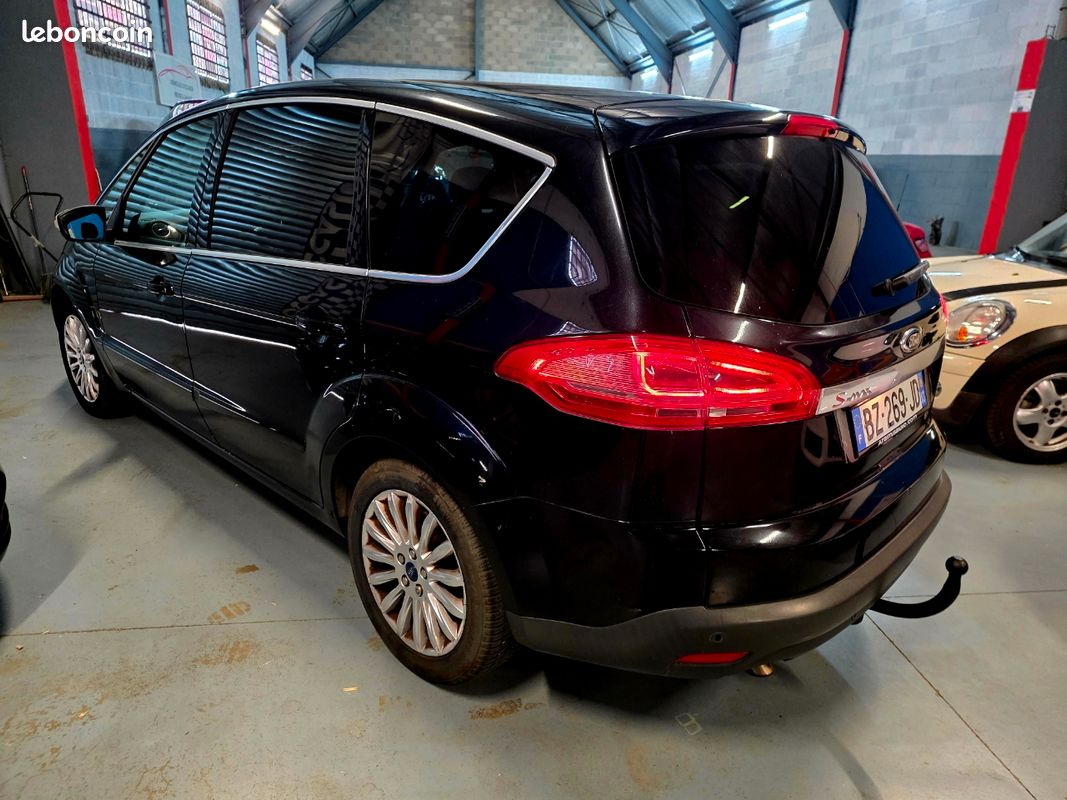 Ford s-max 2l tdci 140ch titanium 7 places révisé&garantie (image 2)