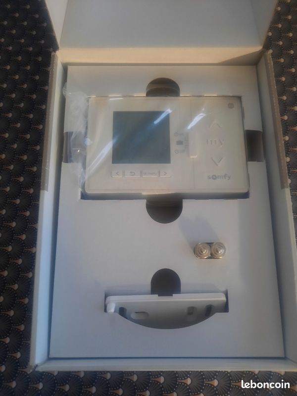 Vend horloge chronis io somfy (image 1)