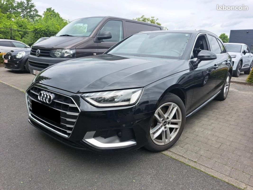 AUDI A4 AVANT 30 TDI 136 S-Tronic Advanced avec T.O et Attelage amovible (image 1)