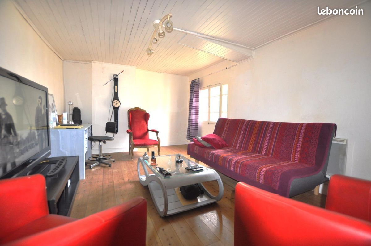 Appartement 2 pièces 47 m² - Targon 33760 (image principale 1)