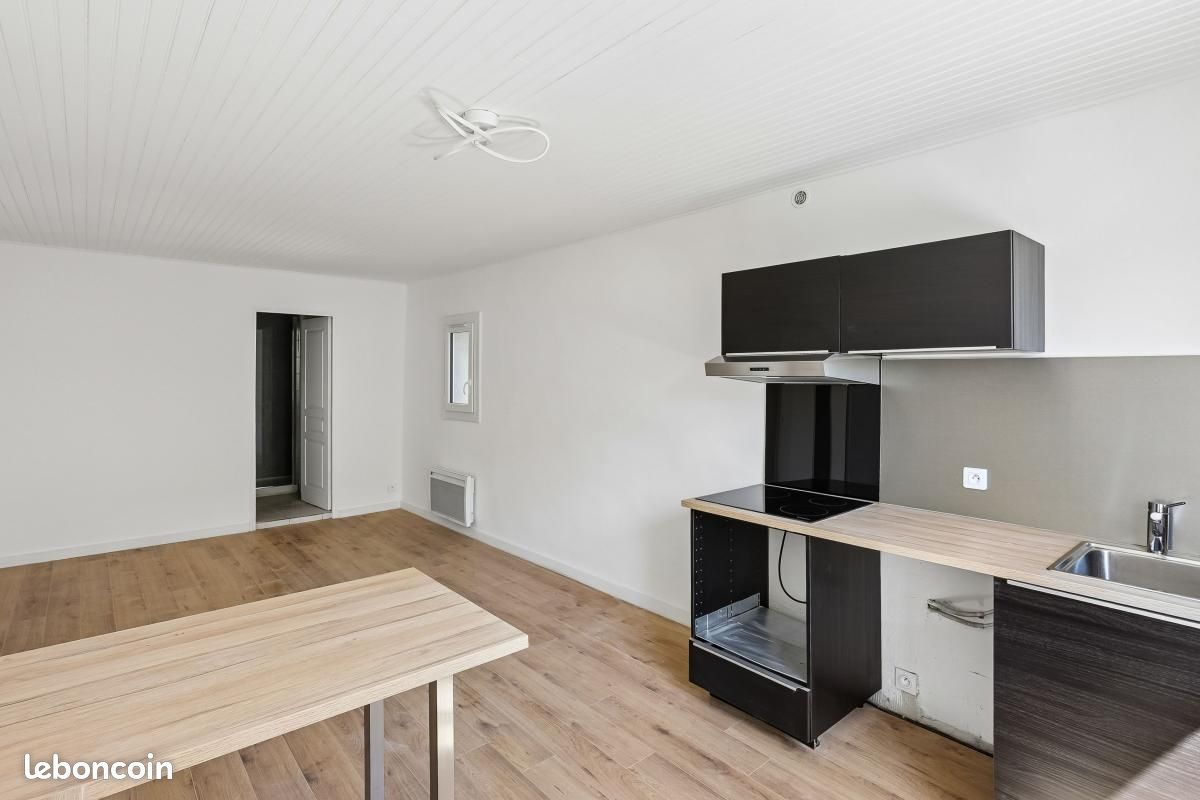 Appartement 2 pièces 48 m² · à La Fare-les-Oliviers · 48 m² · 150 000 €