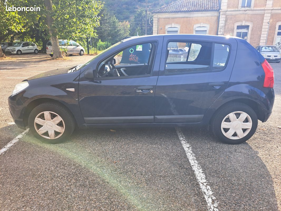 Dacia Sandero (image 6)