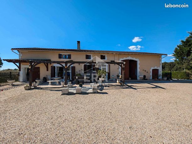 Maison 7 pièces 201 m²