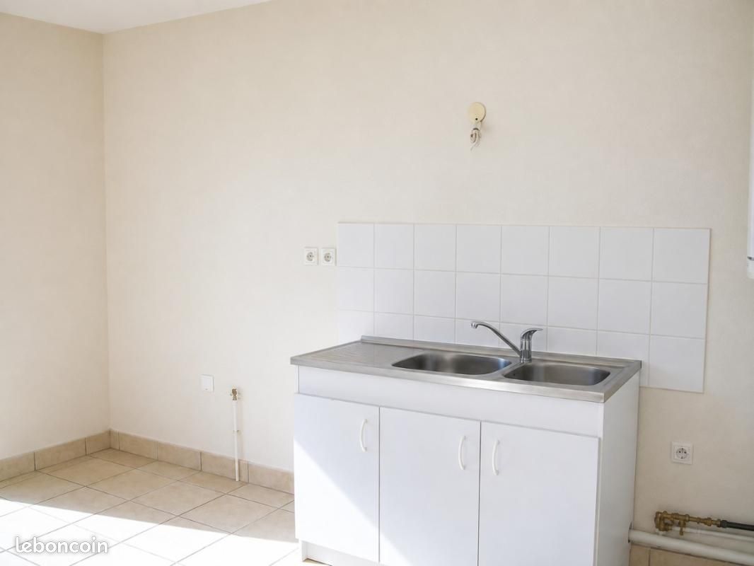 Appartement 3 pièces 69 m² · à Romans-sur-Isère · 69 m² · 708 €