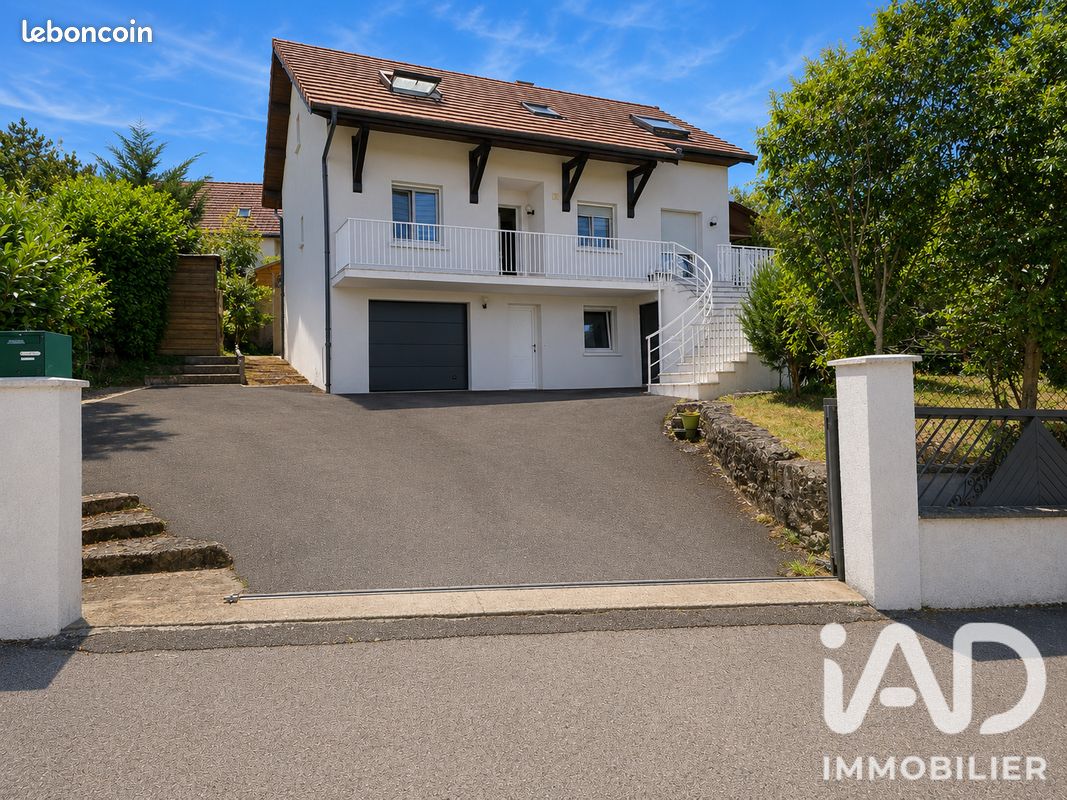 Maison 6 pièces 143 m² · à Saône · 143 m² · 350 000 €