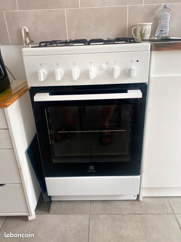 Cuisinière (image 1)
