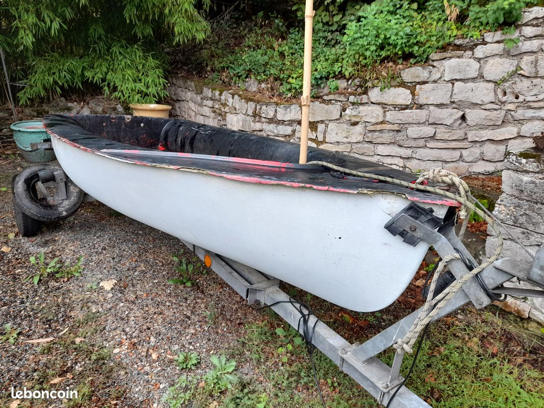Barque en polyester (image 3)