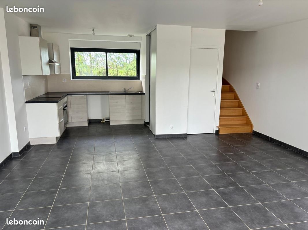 Maison 3 pièces 64 m² · à Bains-sur-Oust · 64 m² · 740 €
