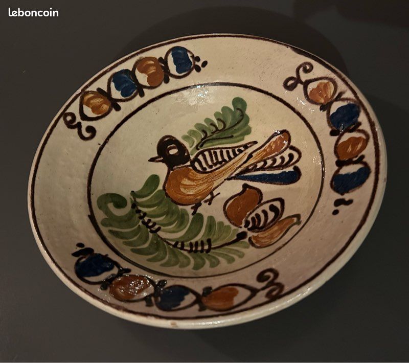 Assiette creuse ancienne en argile de Korond (image 2)