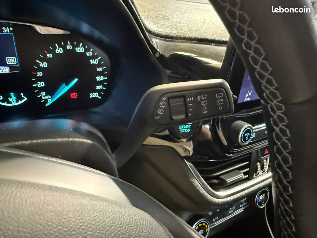 FORD Fiesta 1.0 100ch Titanium - 2019 - Suivi complet - CARPLAY - Bon état général (image 18)