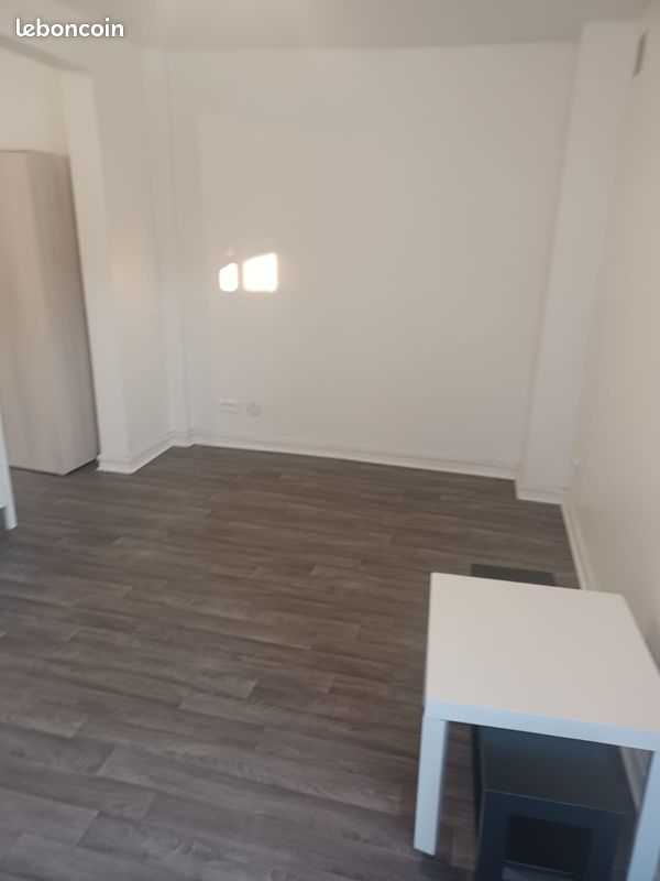 Appartement a louer livry-gargan - 1 pièce(s) - 27 m2 - Surfyn