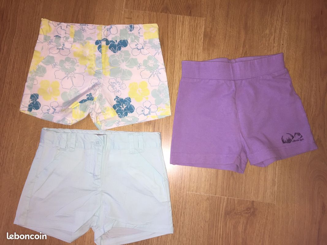 Shorts Fille NEUF - Taille 5 et 6 ans (image 1)