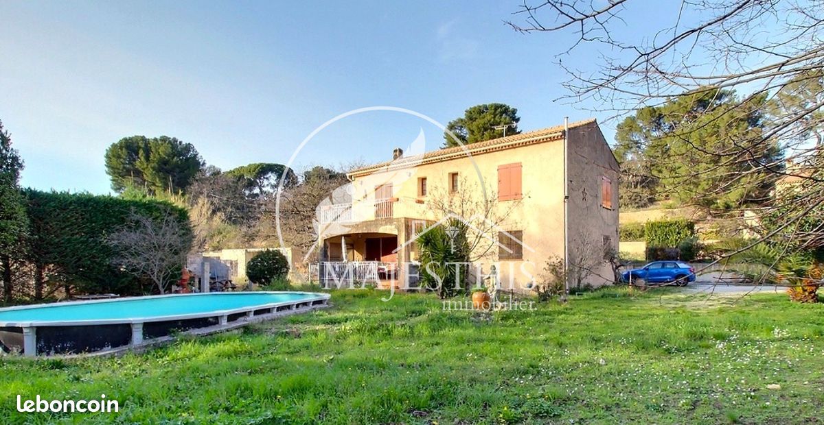 Maison 6 pièces 150 m² · à Saint-Cyr-sur-Mer · 150 m² · 580 000 €