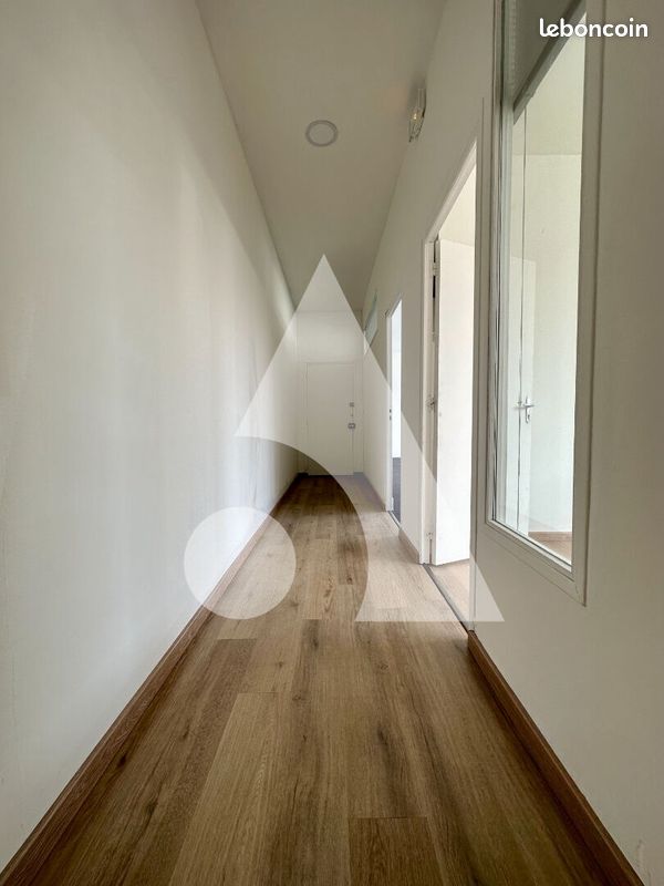 Local 187 m² LONGUENESSE (image 11)