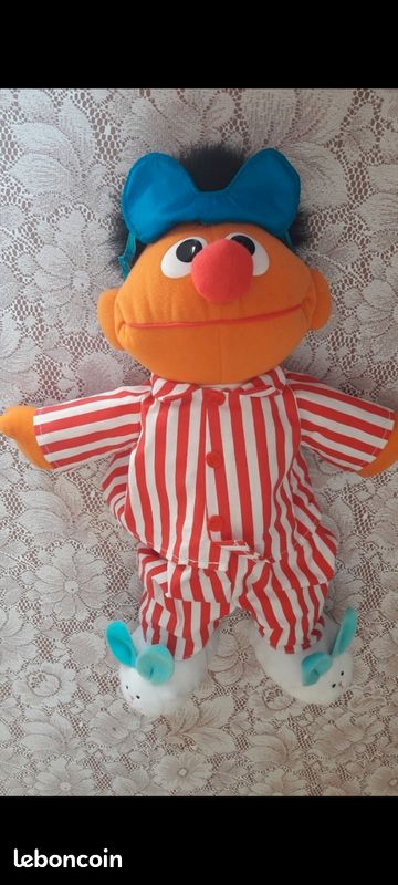 PELUCHE PLAYSKOOL ERNIE SESAME STREET (personnage rue sésame) EUR 14,00 - FR