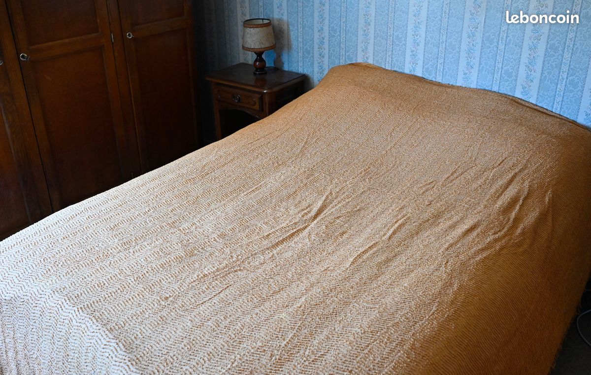 Couvre lit boutis 2 Places 100% coton 230X250cm avec 2 Taies
