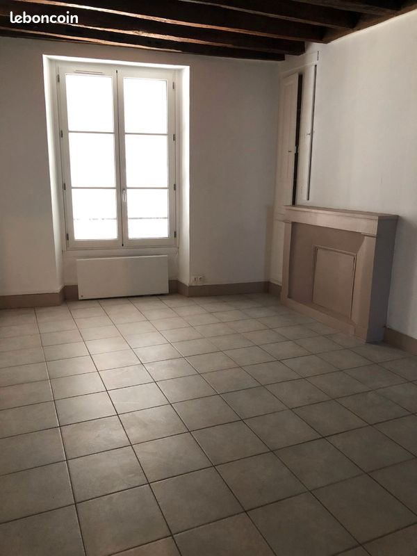 Appartement 1 pièce 28 m² · à Blois · 28 m² · 65 000 €