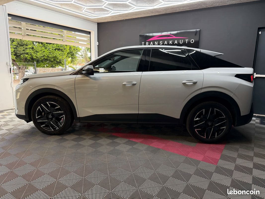 Peugeot 3008 III Hybrid 136 Allure (image 8)