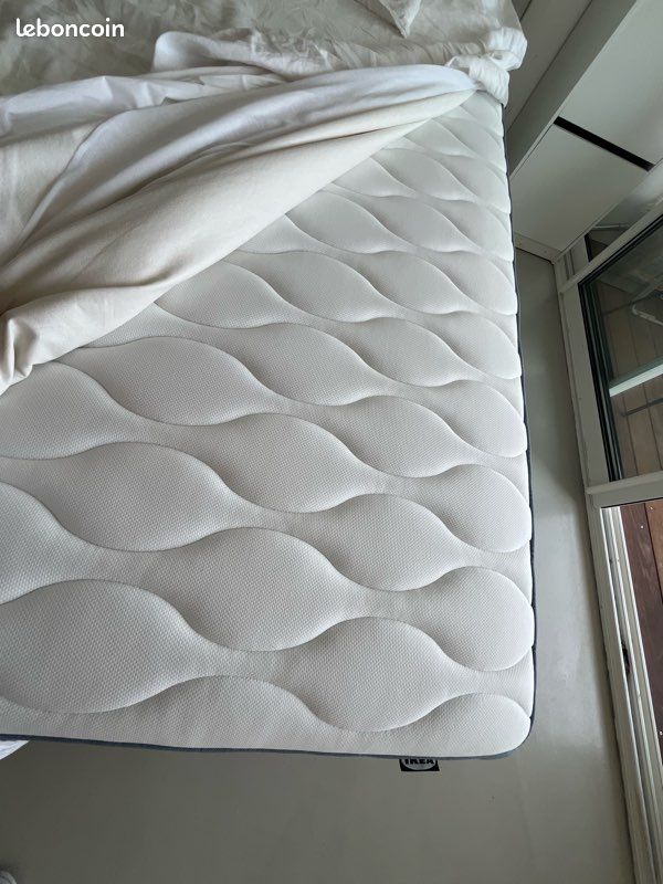 Lit et matelas IKEA (2024) (image 3)
