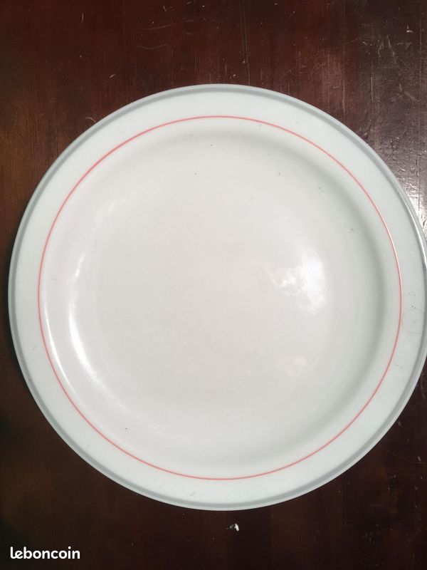Différentes assiettes (image 10)