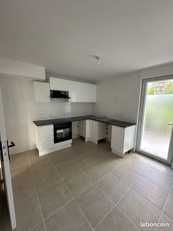 Maison a louer pessac - 4 pièce(s) - 100 m2 - Surfyn