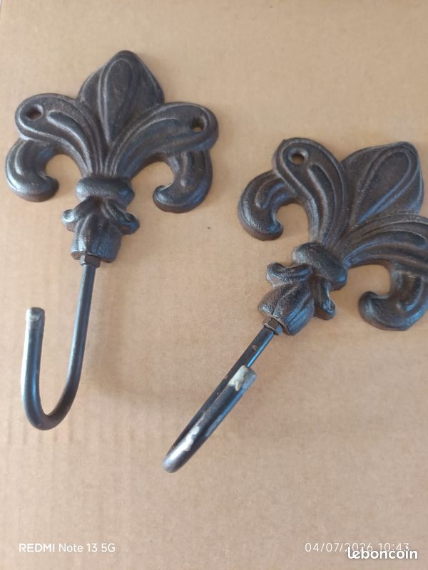 Patere fleur de lys (image 1)