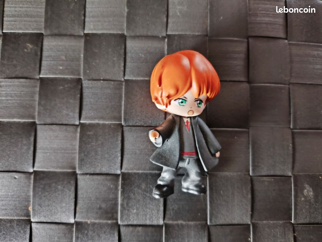 Jeu jouet figurine capsules magiques Harry Potter série 1 - Ron Weasley (image 1)