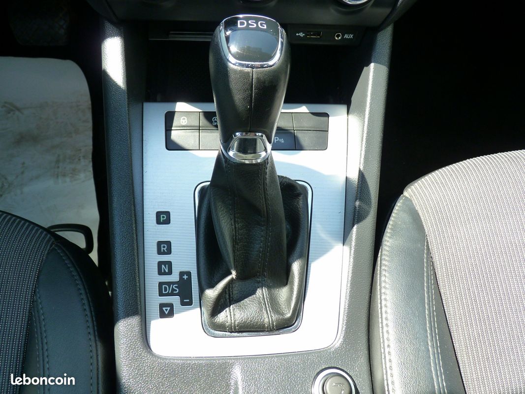 Skoda OCTAVIA 1.6 TDI 110CH CR FAP GREEN TEC STYLE DSG7 (image 10)