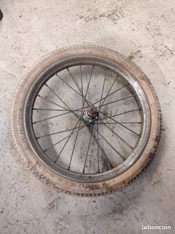 Paire roues vélo vintage - Équipements vélos