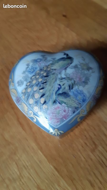 Boite à bijoux en forme de cœur (image 3)