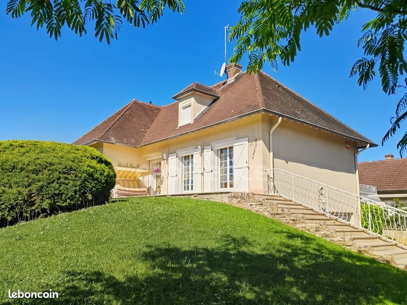 Maison 6 pièces 183 m² · à Chalon-sur-Saône · 183 m² · 219 000 €