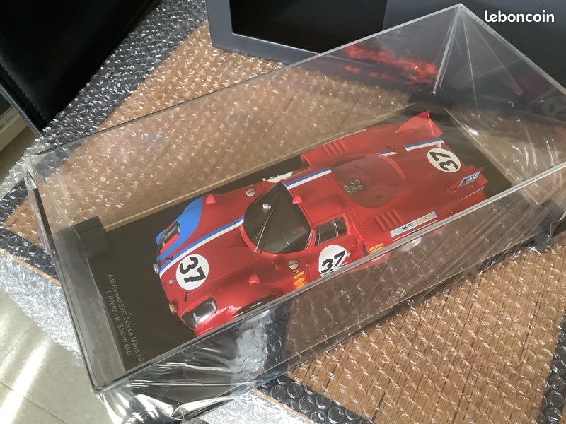 Miniature Alfa Romeo 33/2 N°37 - 24h Du Mans 1968 - Spark 1/18 (neuf)