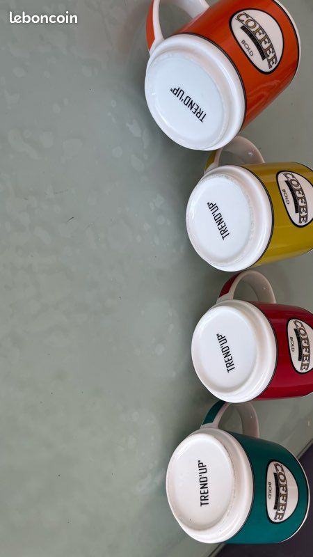 4 tasses trend’up avec le support gain de place (image 4)
